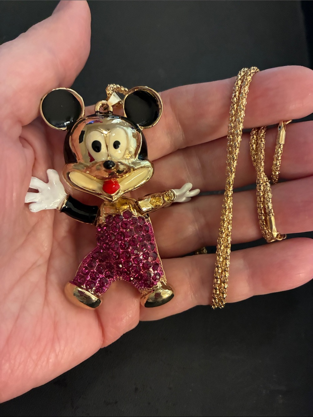 I Can Move My Body Pink Crystal Mickey Mouse Pendant Necklace